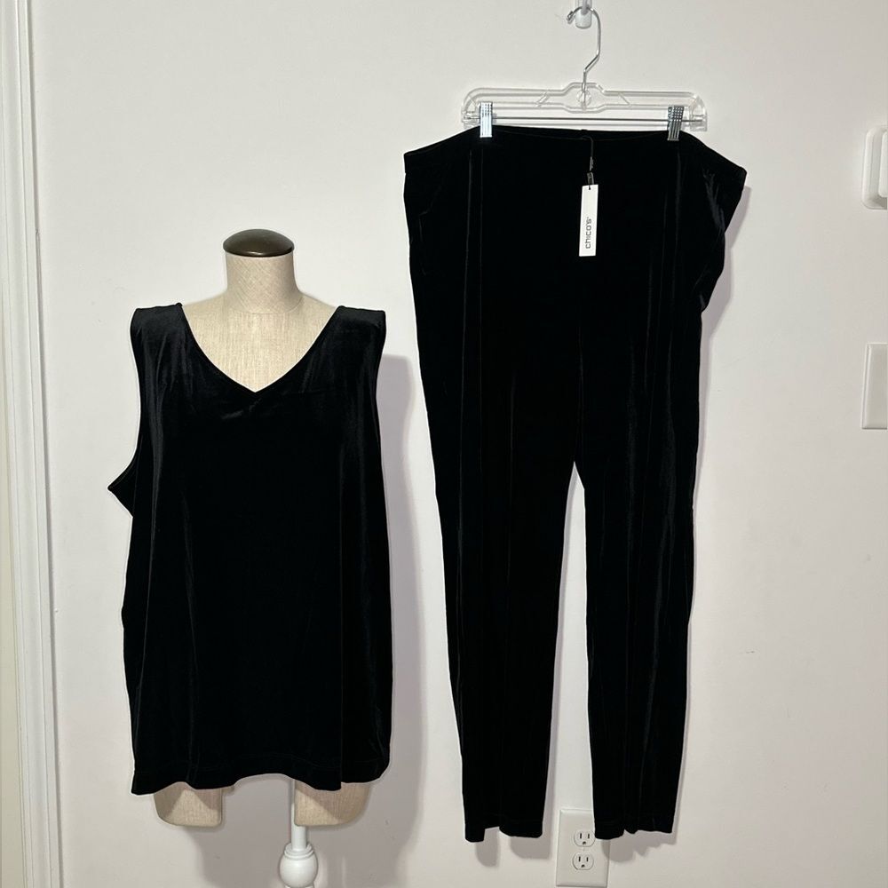 Chico's Velvet Traveler Set Reversible Top Size 4 US XXL Black Wide Leg Pants